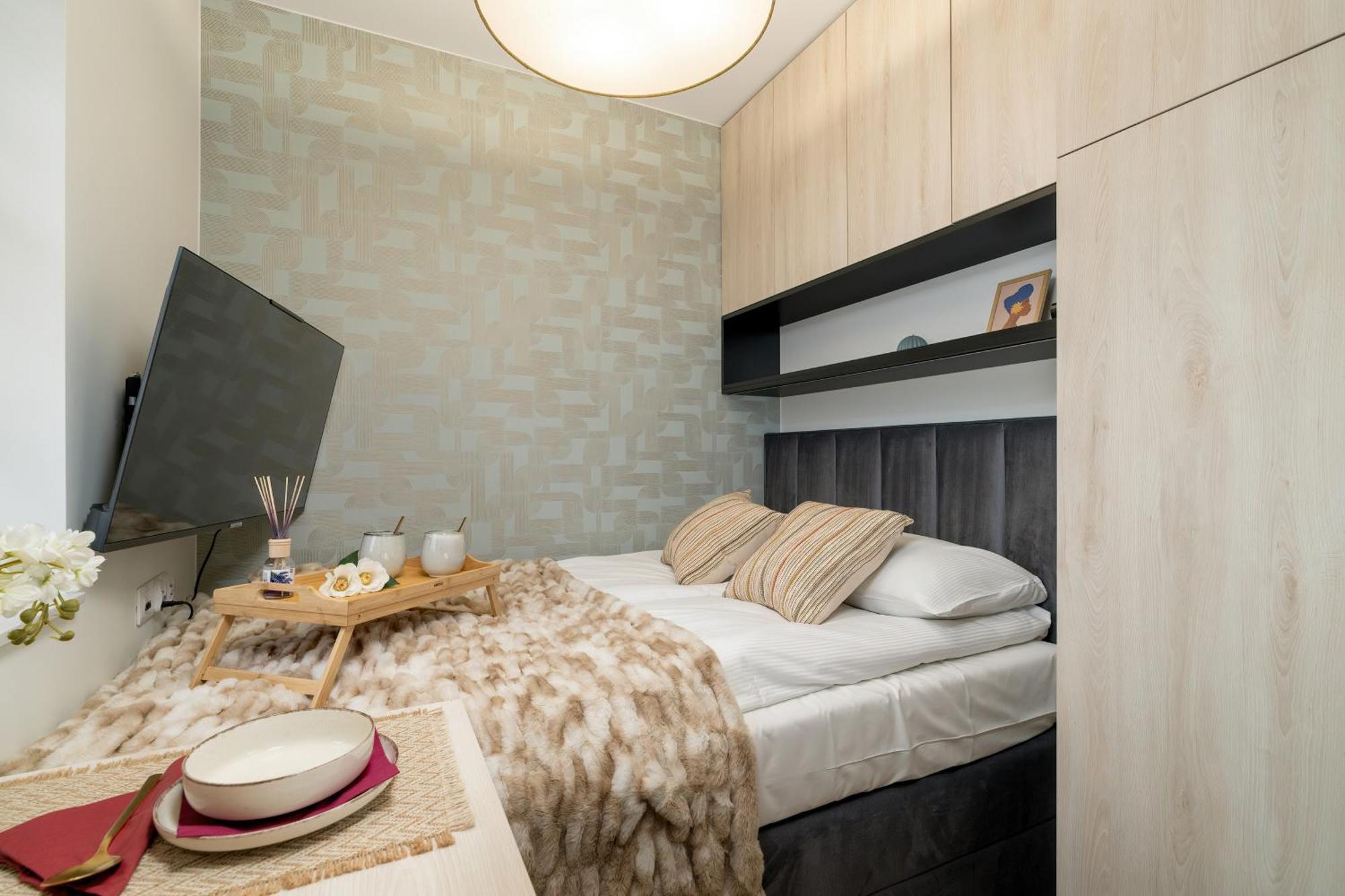Klimatyzowane W Poznaniu Z Biurkiem Do Pracy Zdalnej By Renters Apartamento Poznań