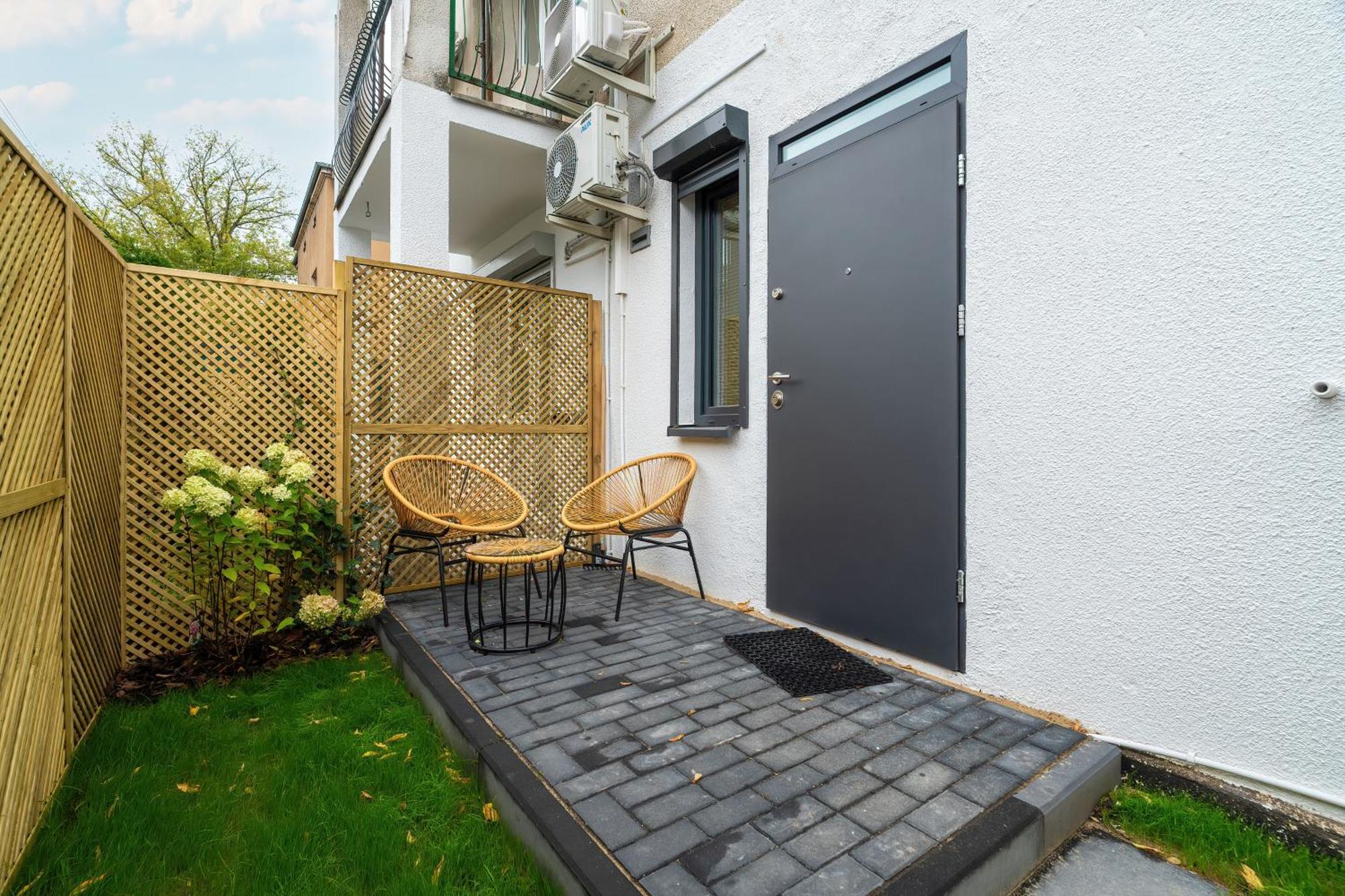 Apartamento Klimatyzowane W Poznaniu Z Biurkiem Do Pracy Zdalnej By Renters