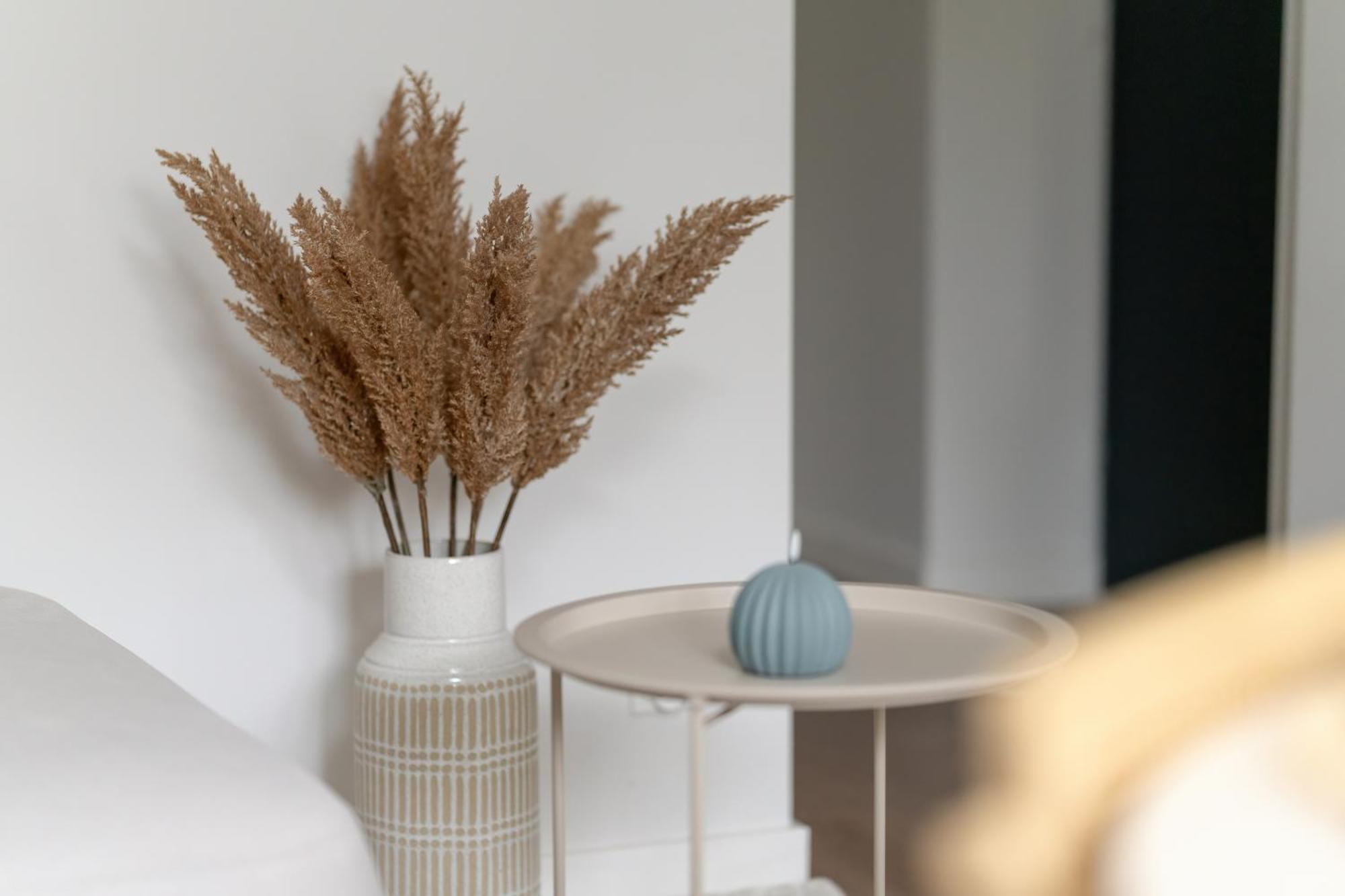 Apartamento Klimatyzowane W Poznaniu Z Biurkiem Do Pracy Zdalnej By Renters Poznań